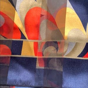 Beautiful scarf, gorgeous colors!